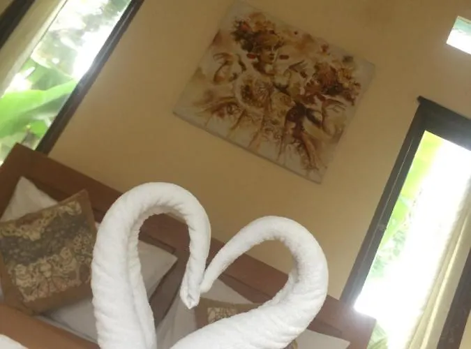 Kenari House بيت ضيافة