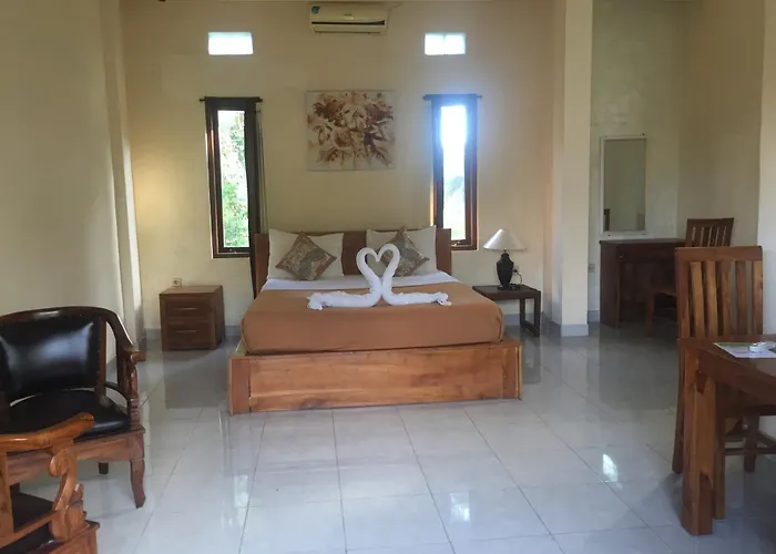 Kenari House بيت ضيافة