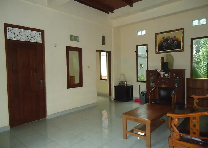 بيت ضيافة Kenari House أوبود